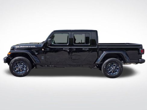 New 2026 Jeep Gladiator Sport AWD/4WD image 15