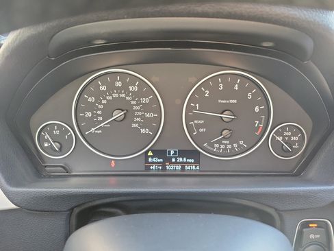 Used 2014 BMW 320i Sedan image 25