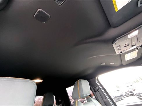 Used 2025 Toyota Tacoma 4x4 Double Cab Hybrid image 23