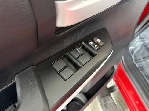 Used 2018 Toyota Tundra SR5 w/ SR5 Upgrade Package RWD image 13