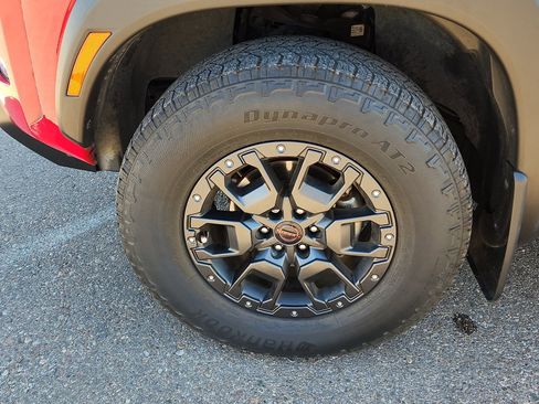 Used 2023 Nissan Frontier PRO-4X w/ Pro-4X Premium Package image 7