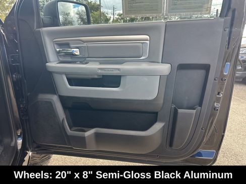 Used 2014 RAM 1500 Express image 25