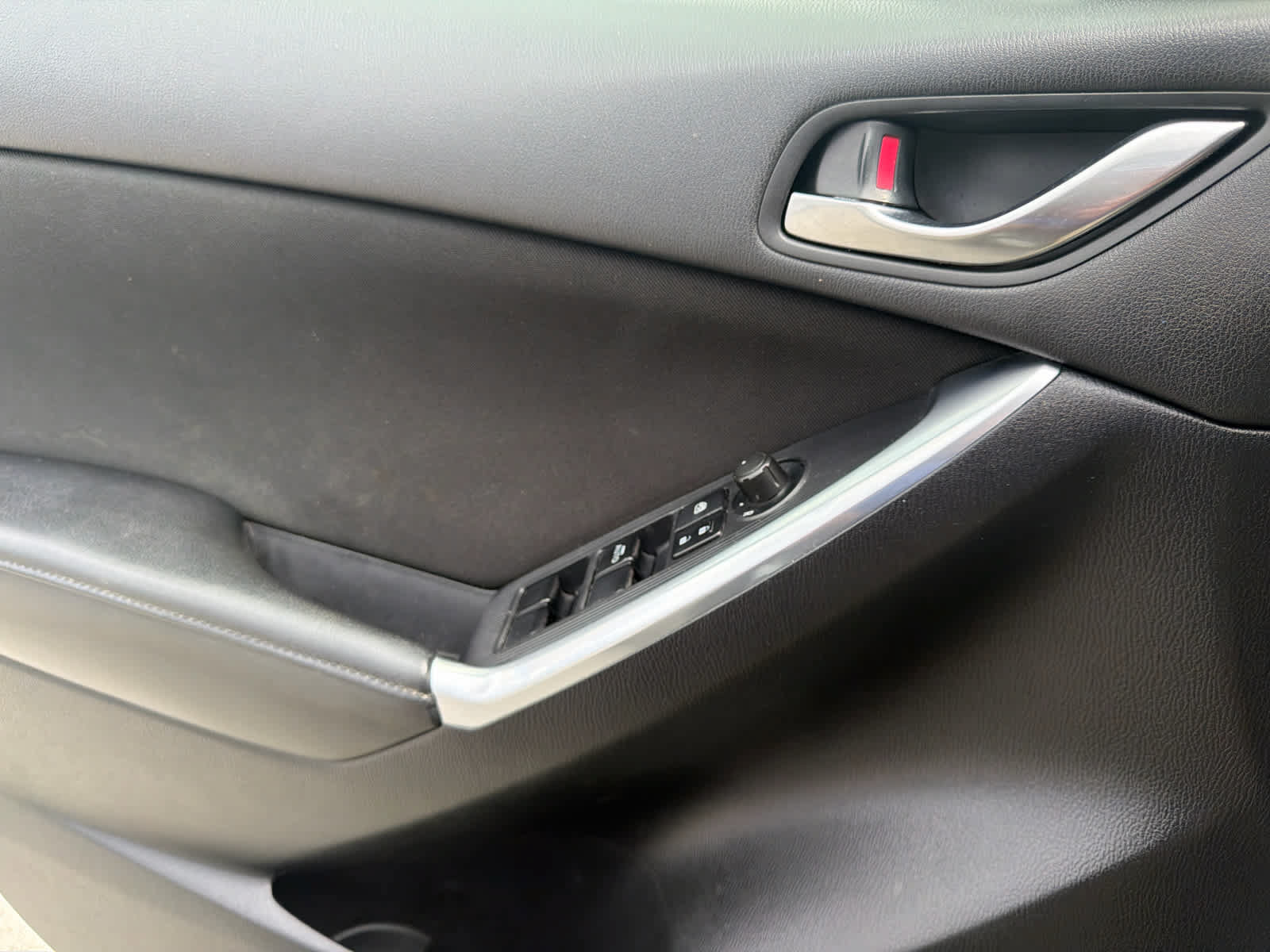 Used 2015 MAZDA CX-5 Touring FWD image 17