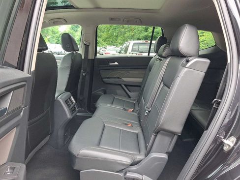 Used 2023 Volkswagen Atlas SEL AWD/4WD image 26