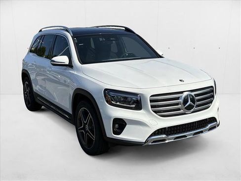 New 2026 Mercedes-Benz GLB 250 image 3