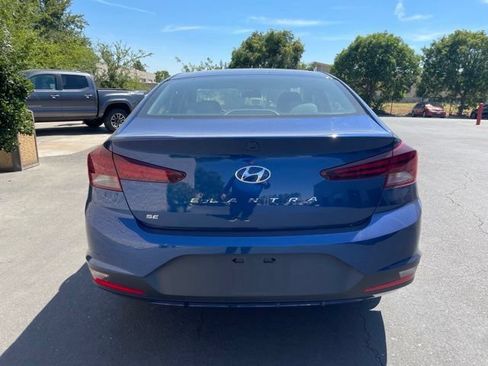 Used 2020 Hyundai Elantra SE FWD image 5