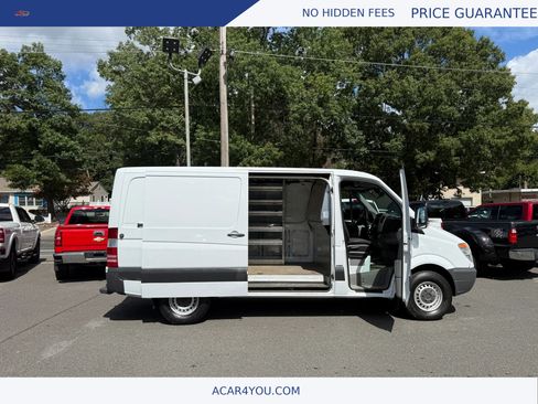 Used 2012 Mercedes-Benz Sprinter 2500 image 9