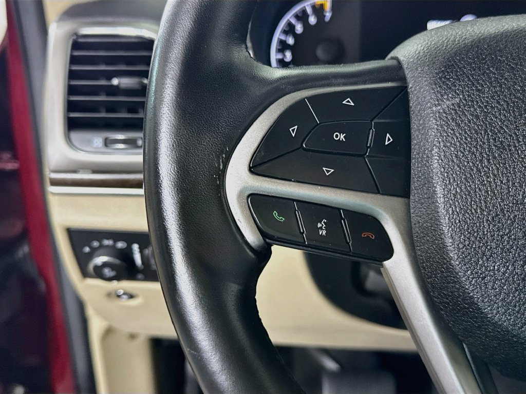 Used 2018 Jeep Grand Cherokee Limited AWD/4WD image 21