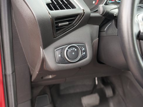 Used 2015 Ford Escape Titanium w/ Equipment Group 301A AWD/4WD image 16