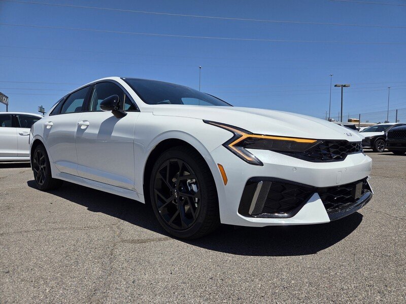New 2026 Kia K5 GT-Line w/ GT-Line Premium Package FWD image 2