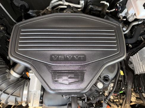 Used 2021 Cadillac XT6 Sport image 39