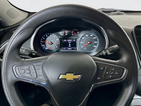 Used 2023 Chevrolet Malibu LT image 12