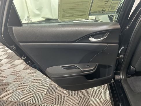 Used 2017 Honda Civic EX image 18
