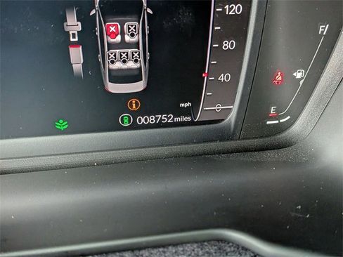 Used 2025 Honda Accord SE image 19