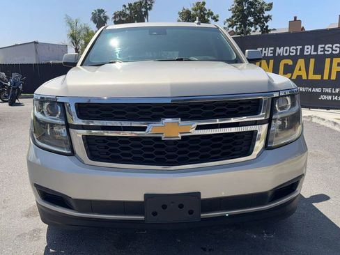 Used 2017 Chevrolet Suburban LT image 11