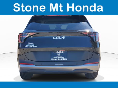 Used 2026 Kia Sportage LX image 5