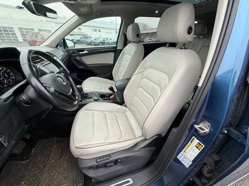 Used 2019 Volkswagen Tiguan SEL Premium image 13