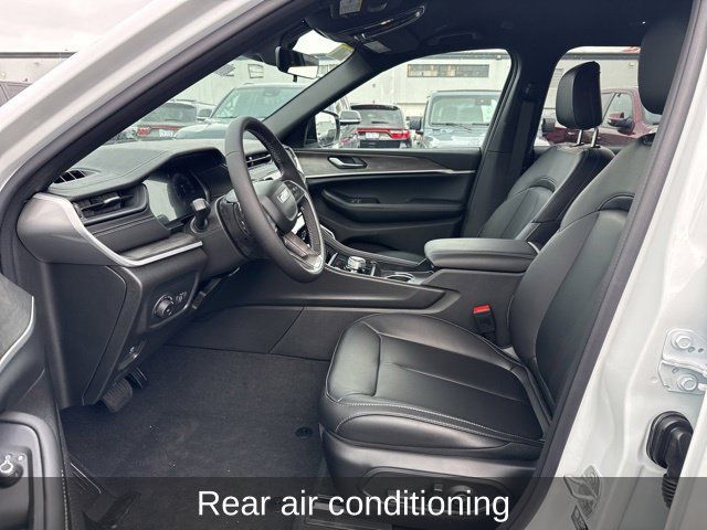 Used 2026 Jeep Grand Cherokee L Limited AWD/4WD image 10