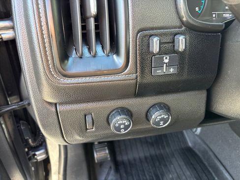 Used 2021 GMC Canyon Elevation w/ Driver Alert Package image 17