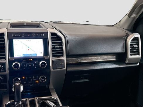 Used 2020 Ford F150 Lariat w/ Equipment Group 502A Luxury AWD/4WD image 22