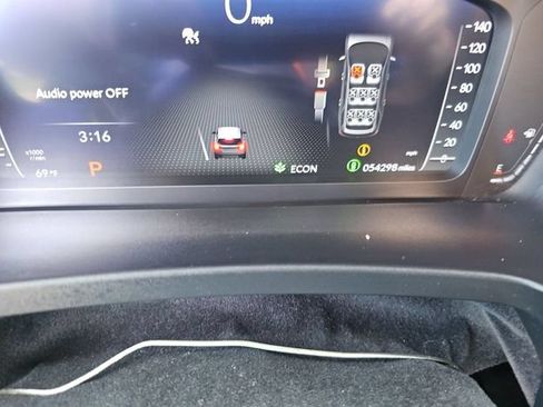 Used 2025 Honda Pilot Black Edition image 5