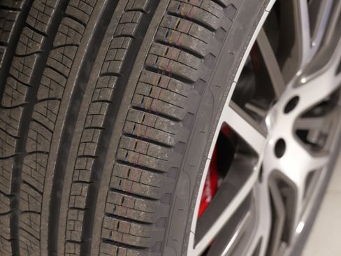 Used 2018 Maserati Levante image 61