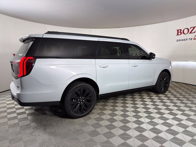 Used 2025 Ford Expedition Max Platinum w/ Stealth Appearance Package AWD/4WD image 12