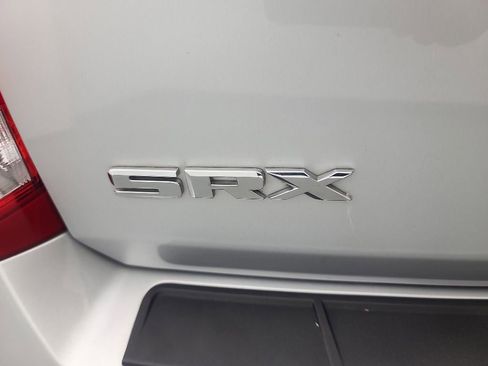 Used 2015 Cadillac SRX FWD image 11