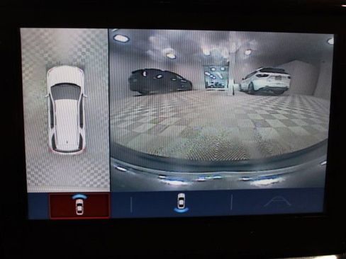 Used 2018 Chevrolet Traverse High Country image 52