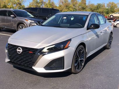 New 2025 Nissan Altima 2.5 SR w/ SR Premium Package