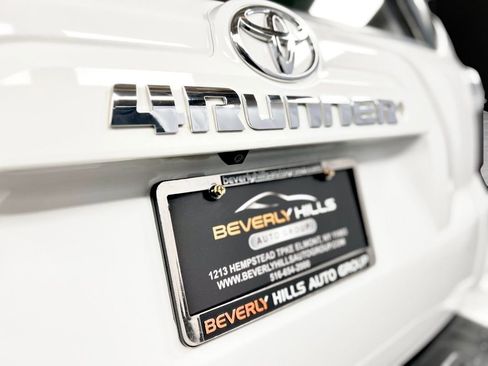 Used 2017 Toyota 4Runner SR5 image 37