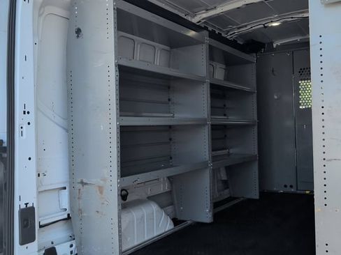Used 2018 Ford Transit 250 148 Medium Roof RWD image 24