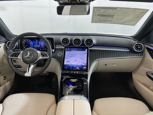 Used 2025 Mercedes-Benz C 300 4MATIC Sedan image 15
