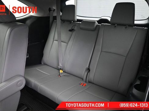 Used 2023 Toyota Highlander Limited w/ Protection Package #3 (TMS) AWD/4WD image 33