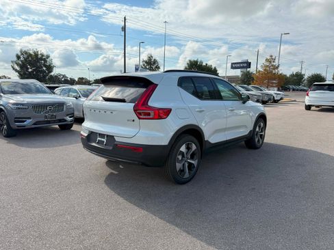 New 2026 Volvo XC40 B5 Plus w/ Protection Package Premier image 6