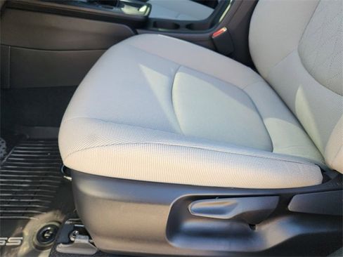 New 2026 Toyota Corolla Cross L image 17