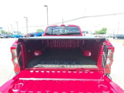 Certified 2025 Ford Ranger XLT w/ Chrome Accent Package RWD image 9