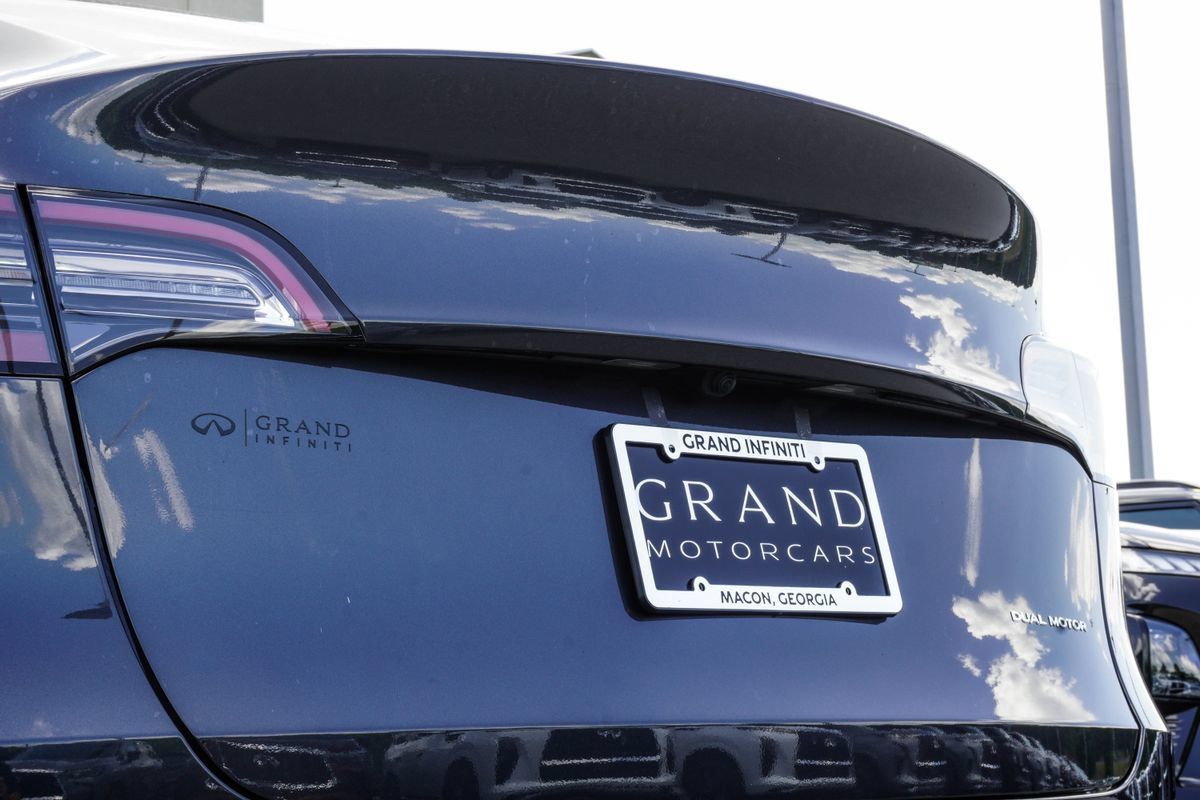 Used 2024 Tesla Model Y Long Range AWD/4WD image 13