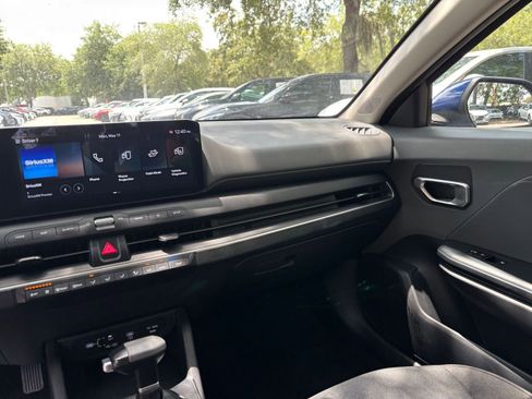 Used 2025 Kia K4 FWD image 34
