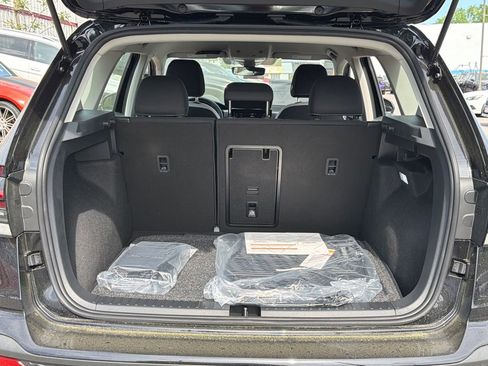 New 2026 Volkswagen Taos S AWD/4WD image 10