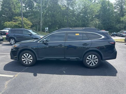 Used 2022 Subaru Outback Premium AWD/4WD image 7