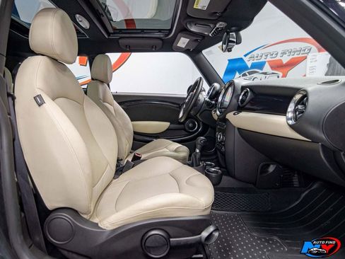 Used 2011 MINI Cooper Hardtop image 22