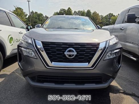 Used 2023 Nissan Rogue SV FWD image 7
