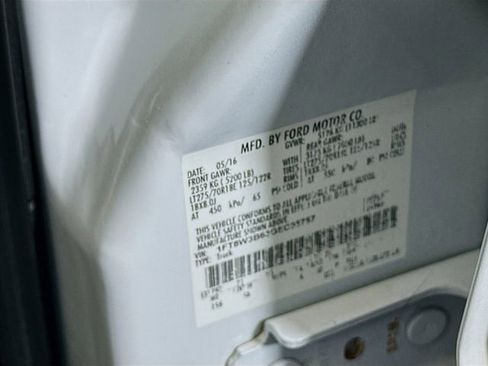 Used 2016 Ford F350 Lariat image 32