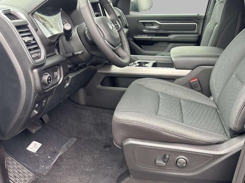 New 2026 RAM 1500 Big Horn AWD/4WD image 6