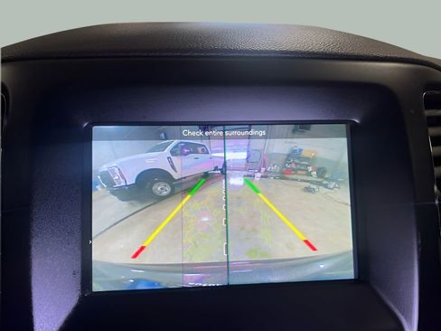 Used 2018 Jeep Compass Latitude w/ Popular Equipment Group AWD/4WD image 24