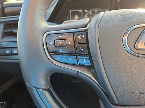 Certified 2022 Lexus ES 350 Ultra Luxury image 22