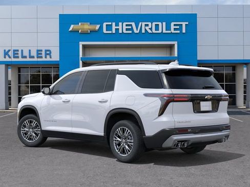 New 2026 Chevrolet Traverse LT image 3