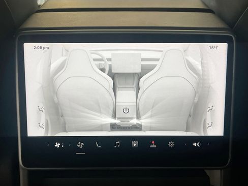 Used 2024 Tesla Model 3 Performance image 20