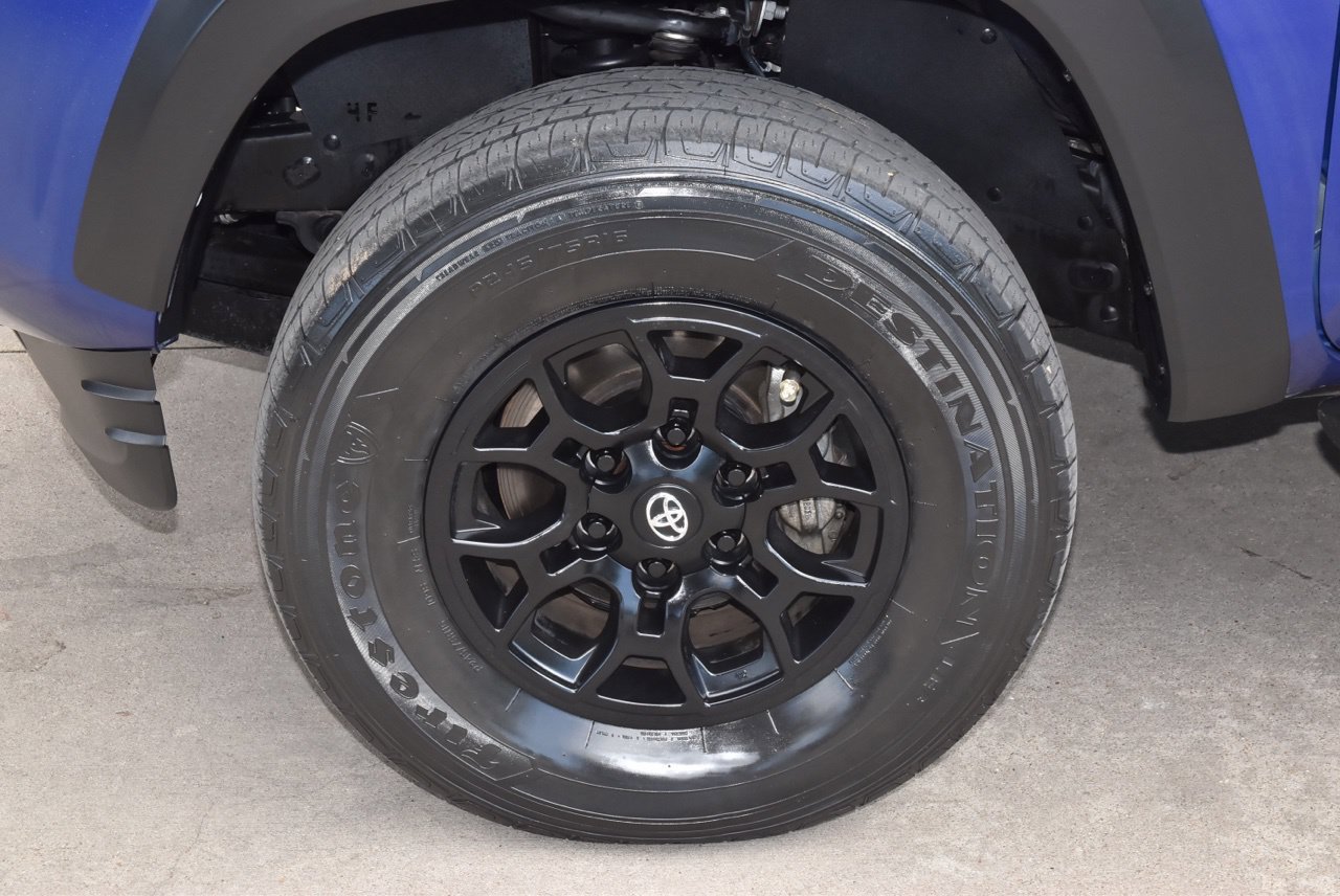 Used 2023 Toyota Tacoma SR5 RWD image 37